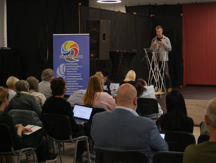 Eletik alera, Europako hizku 62 1759330615786