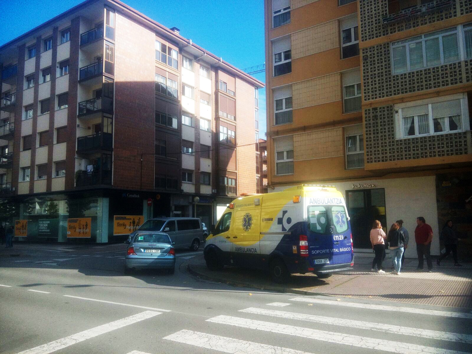 Harrapaketa bat egon da Zumalakarregi kalearen parean
