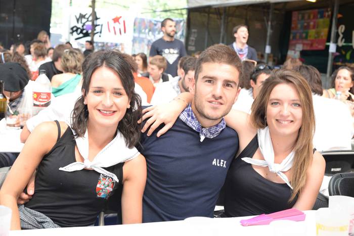 Aldai plaza txiki geratu da  106 1503894758275