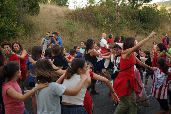 Arteko Gure Aman elkartu eta 40 1757796374640