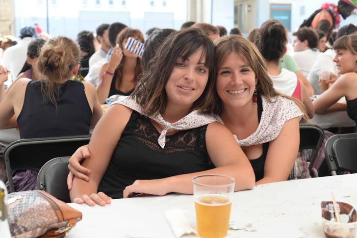 Aldai plaza txiki geratu da  136 1503895125134