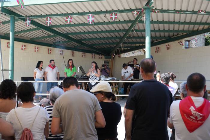 Paella txapelketarekin eta K 33 1755976635439