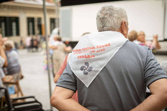 Haur eta nagusiak izan dira  36 1755092602442