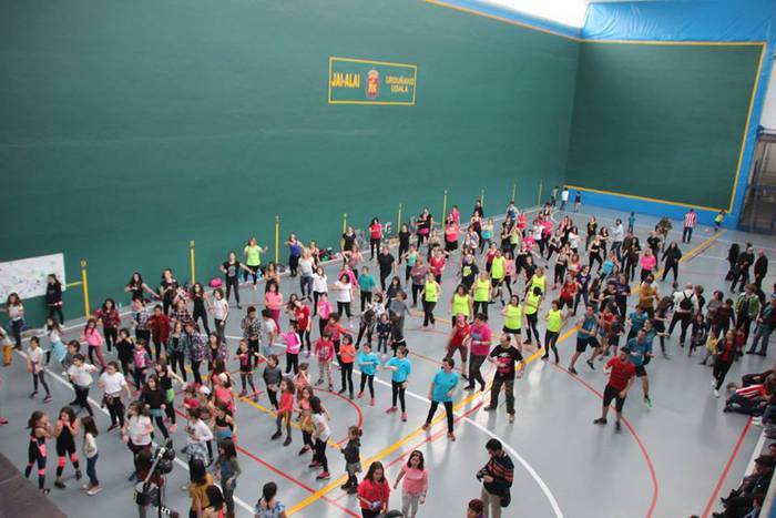 Jende ugarik parte hartu zue 62 1490025319889