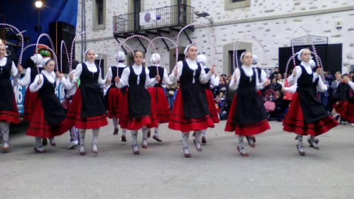 Dantza eta musika artean has 6 1524868749105