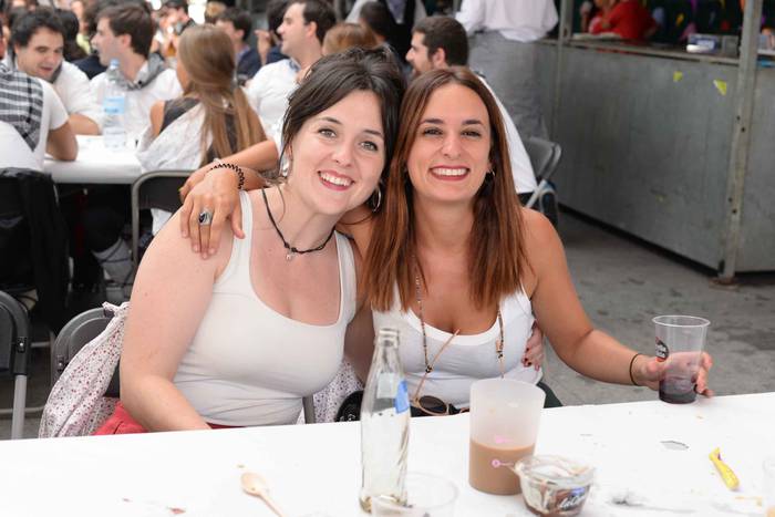 Aldai plaza txiki geratu da  151 1503895287847