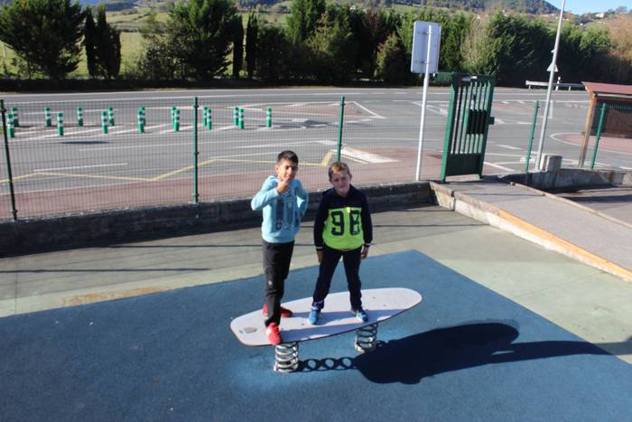 ARGAZKIEKIN JOLASEAN 9 1511251454747