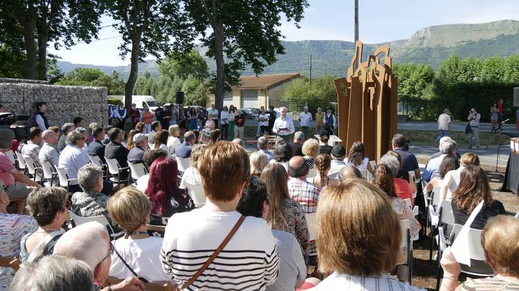 Urrats berria eman dute Urduñan memoria historikoaren berreskurapenean, Duintasunaren Kolunbarioa inauguratuta