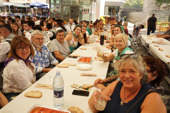 Txahal erreak ehunka laudioa 26 1756478365789