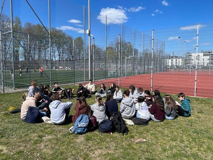 Varsoviako ikastetxean igaro 7 1776804819372