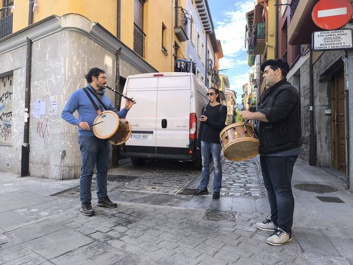 Auzo giroan gozatu dituzte M 15 1759049341488