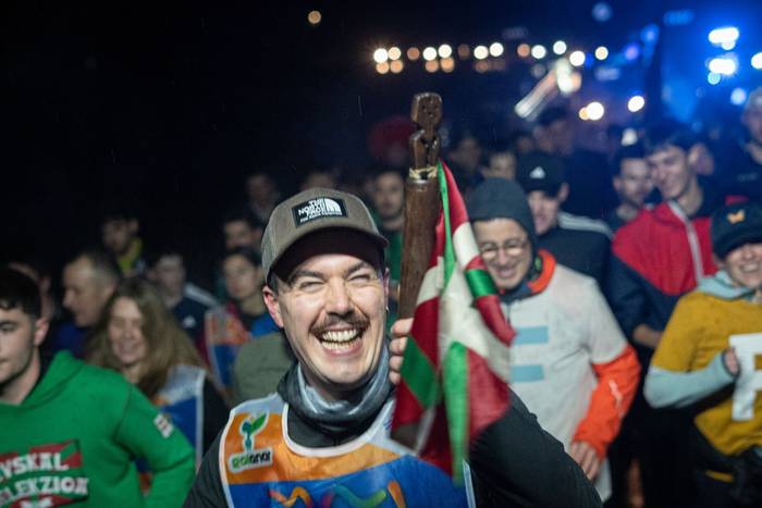 Bederatzi urteren ostean ind 42 1774601406279