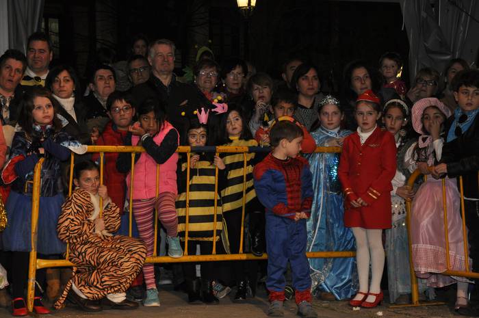 Mozorro koloretsuek ziprizti 9 1488185775607