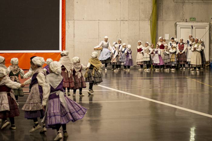 Ubixeta dantza taldeak dantz 23 1766416437907