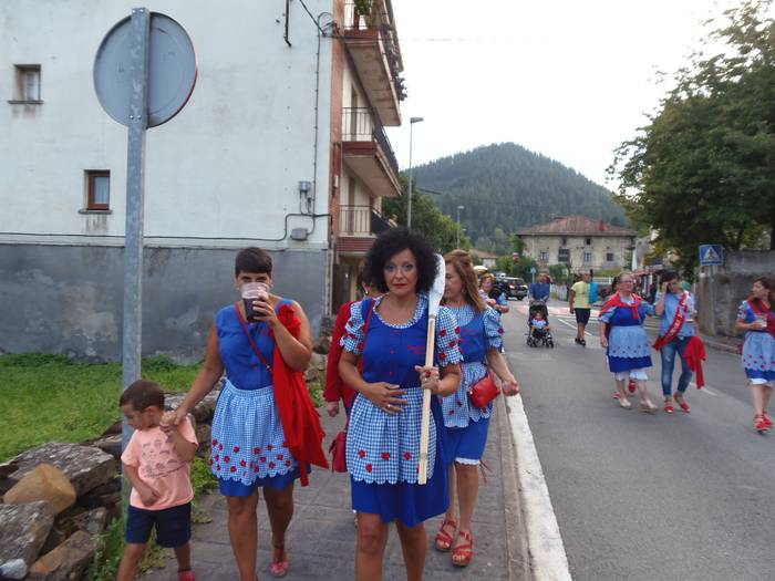 Luiaondoko Jaietako txupinaz 12 1501053491452