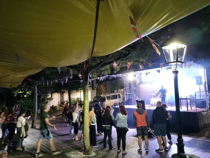 Bi eguneko festa egin dute A 32 1758574720367