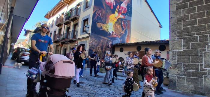 Trikitilari eta panderojole  36 1771782030000