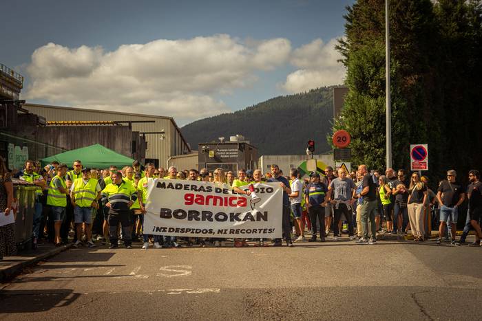 Elkarretaratze batekin salat 9 1758023209270