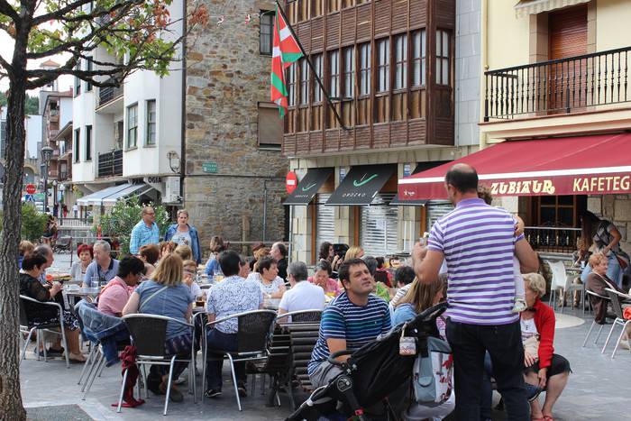 Txupina jaurtita hasi dira O 14 1504206106349