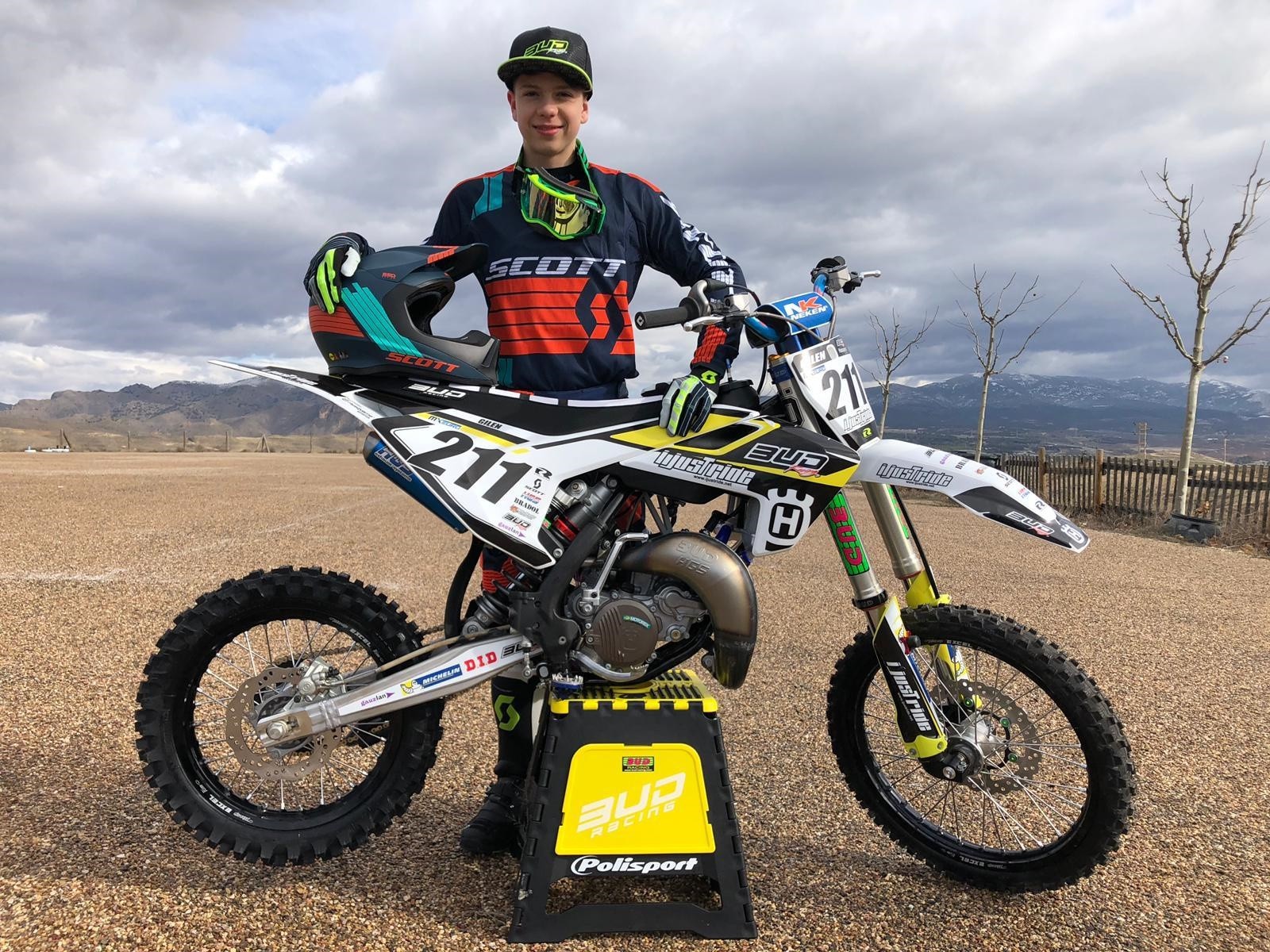 Gilen Albisua aiararrak Munduko Motocross txapelketan parte hartuko du asteburu honetan Italian