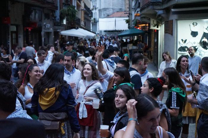 Kantukadak kuadrillen hainba 44 1756386308188