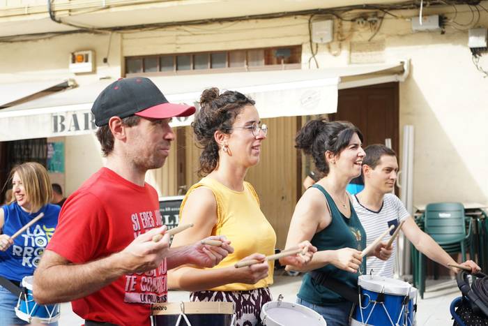 Danbor, buruhandi, dantza et 19 1758311893645