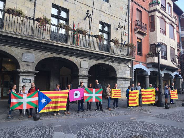 Ehunka aiaraldear mobilizatu 21 1505934117707