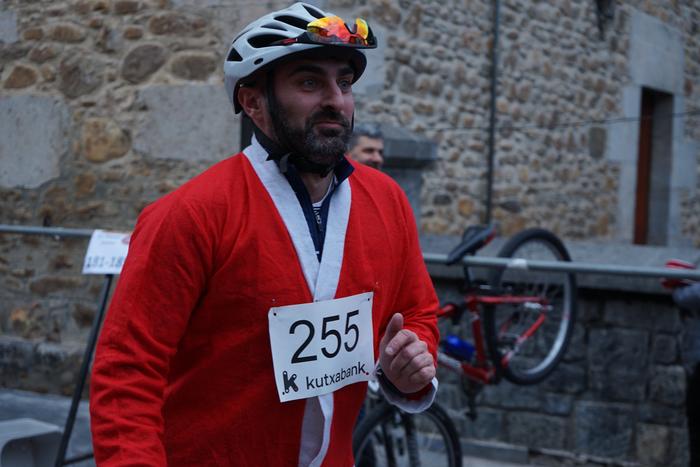 400 kirolarik parte hartu zu 126 1767282917047