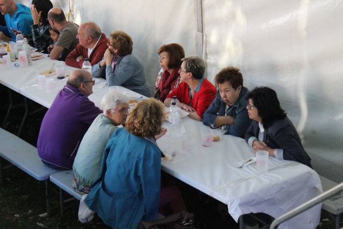 Mila herritar baino gehiago  4 1507486115384