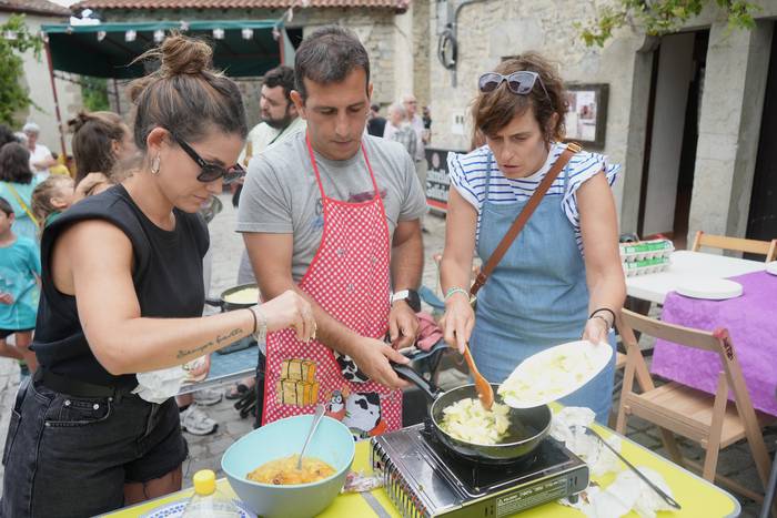 Falkoneria ikuskizuna antola 21 1752933992308