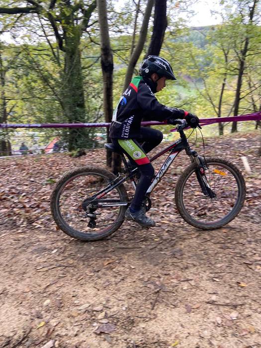 Ellakuri zirkuitu labainkorr 24 1763997985442