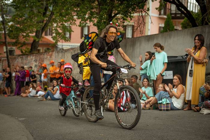 Bizikletak irudimenez jantzi 59 1757325821923