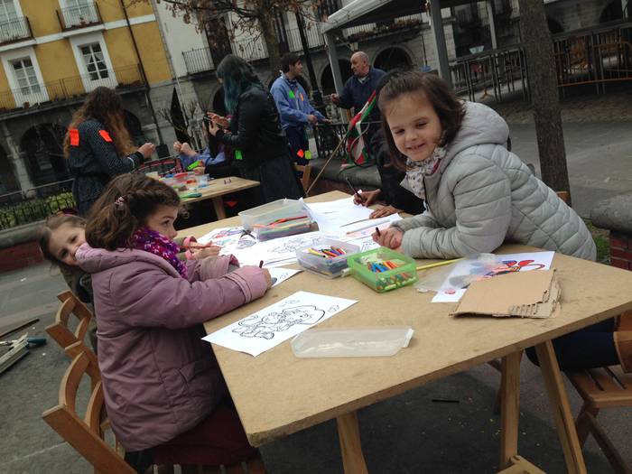 Kintoek herrigunea hartu zut 8 1488830987404