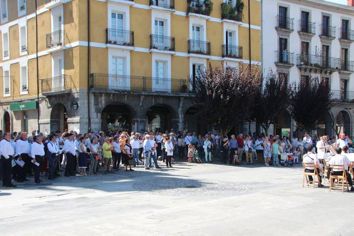 Euskal kanta herrikoien topa 11 1504519455975