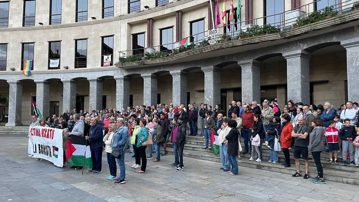 Hilabeteko azken ostegun guztietan mobilizatuko dira Laudion Palestinaren alde