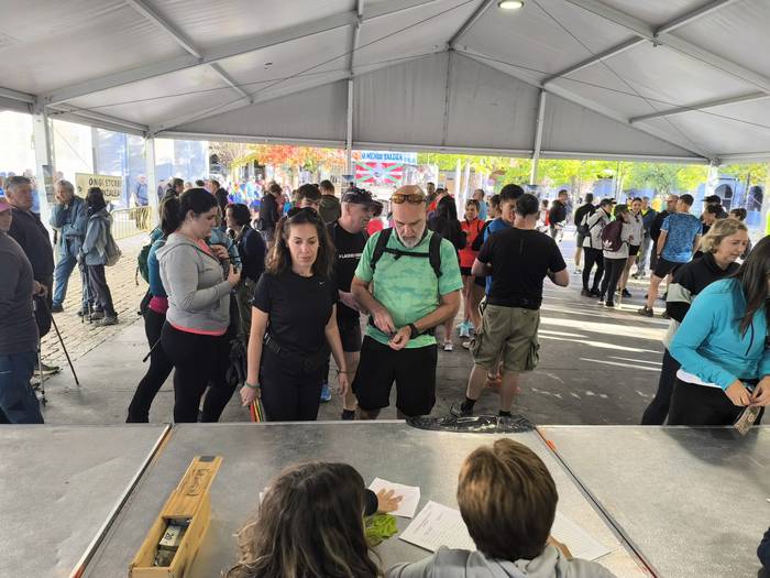 Adin guztietako mendizaleek  48 1760277224175