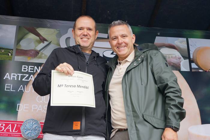 Yolanda Elosegui, Maria Ange 27 1758471088963