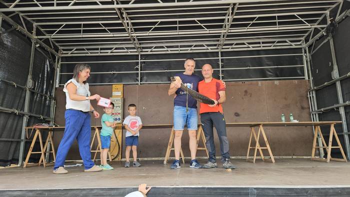 Berazako auzunea alaitu zute 38 1759402954484