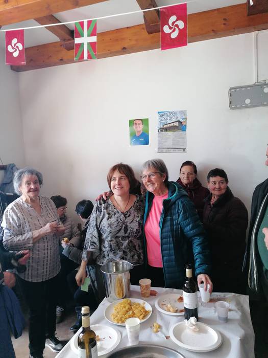 Aitzakia bikaina izan dira O 2 1769416101207