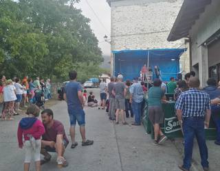 Trikiti doinuekin, umeentzako jokoekin, herri kirolekin eta erromeriarekin amaitu dituzte Salbantoneko jaiak