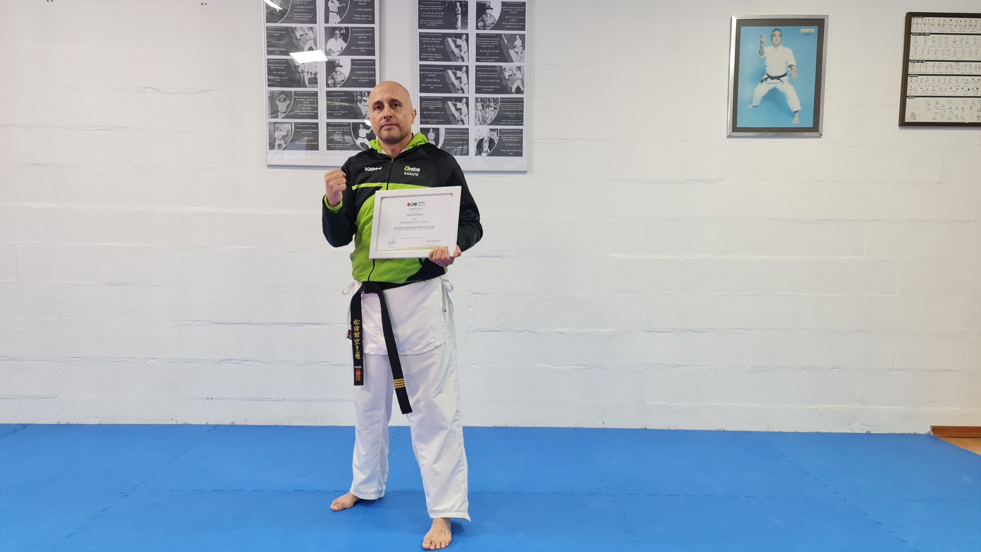 Karate titulazio gorenena jaso du Angel Dazak
