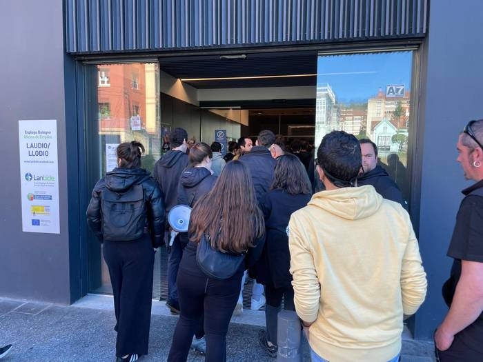 Liskar handirik gabeko greba 1 1773746405932