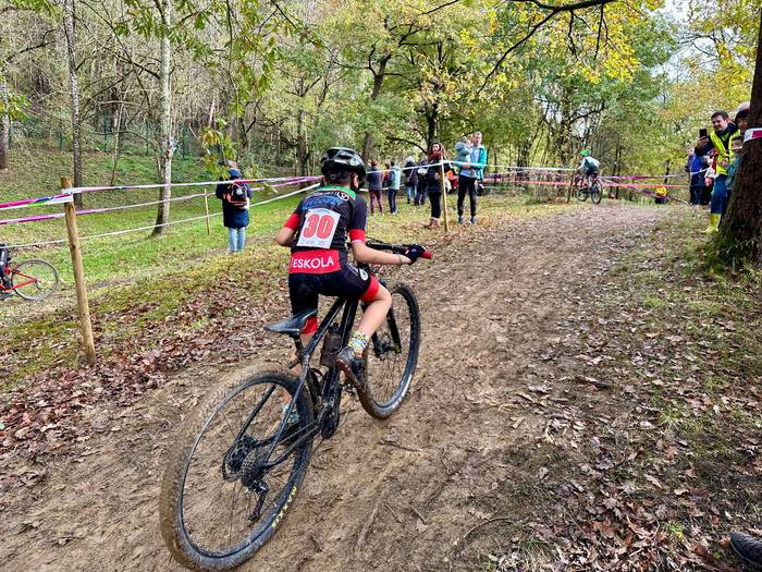 Ellakuri ziklokros zirkuitu  111 1764013417857