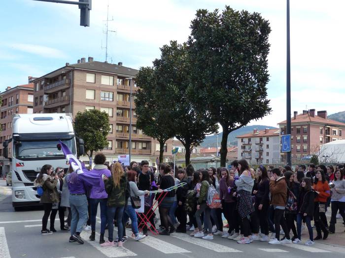 Greba feministaren goizeko t 59 1520512334743