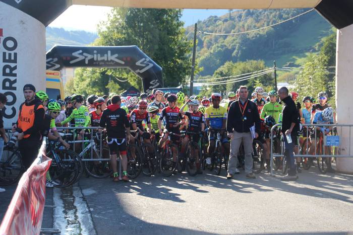 Jendetza erakarri zuen Laudi 66 1572181119456