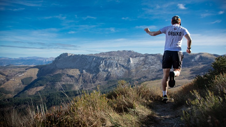 Itxinan Barrena Trail lasterketaren lehen edizioa ate-joka