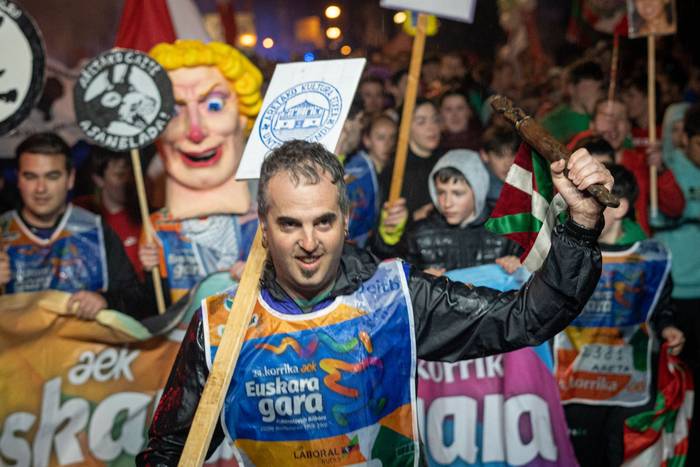 Aldarrikapenez eta pirotekni 10 1774598138820