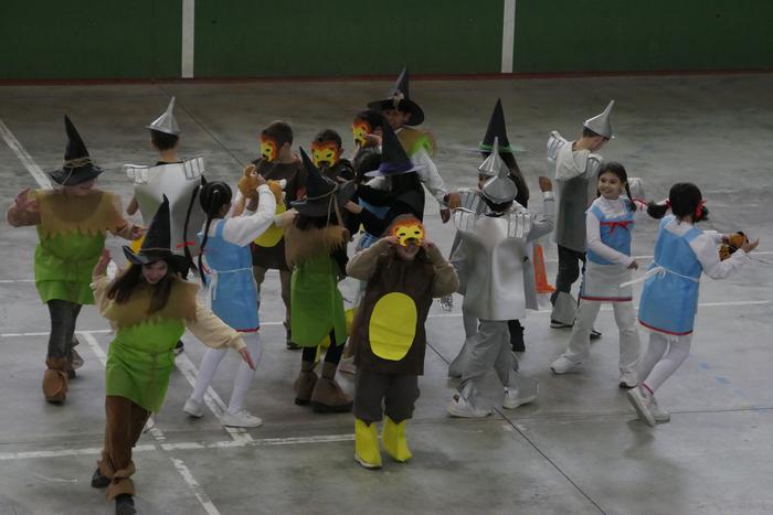 Desfilerik gabe, baina dantz 20 1770997053325