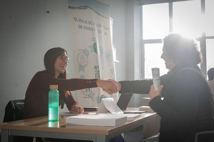 Langabeak eta langile bila dauden tokiko enpresak elkartu ditu Aiaraldeko I. enplegu azokak