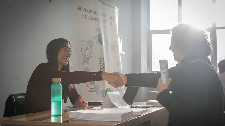 Langabeak eta langile bila dauden tokiko enpresak elkartu ditu Aiaraldeko I. enplegu azokak